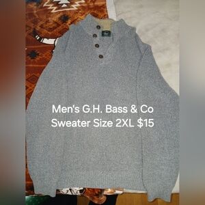 G.H. Bass & Co. Men's Gray Crewneck Sweater